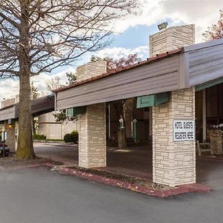 Quality Inn Omaha Bagian luar foto