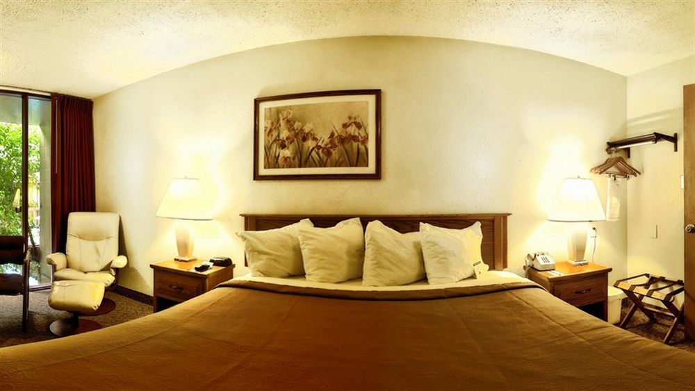 Quality Inn Omaha Bagian luar foto