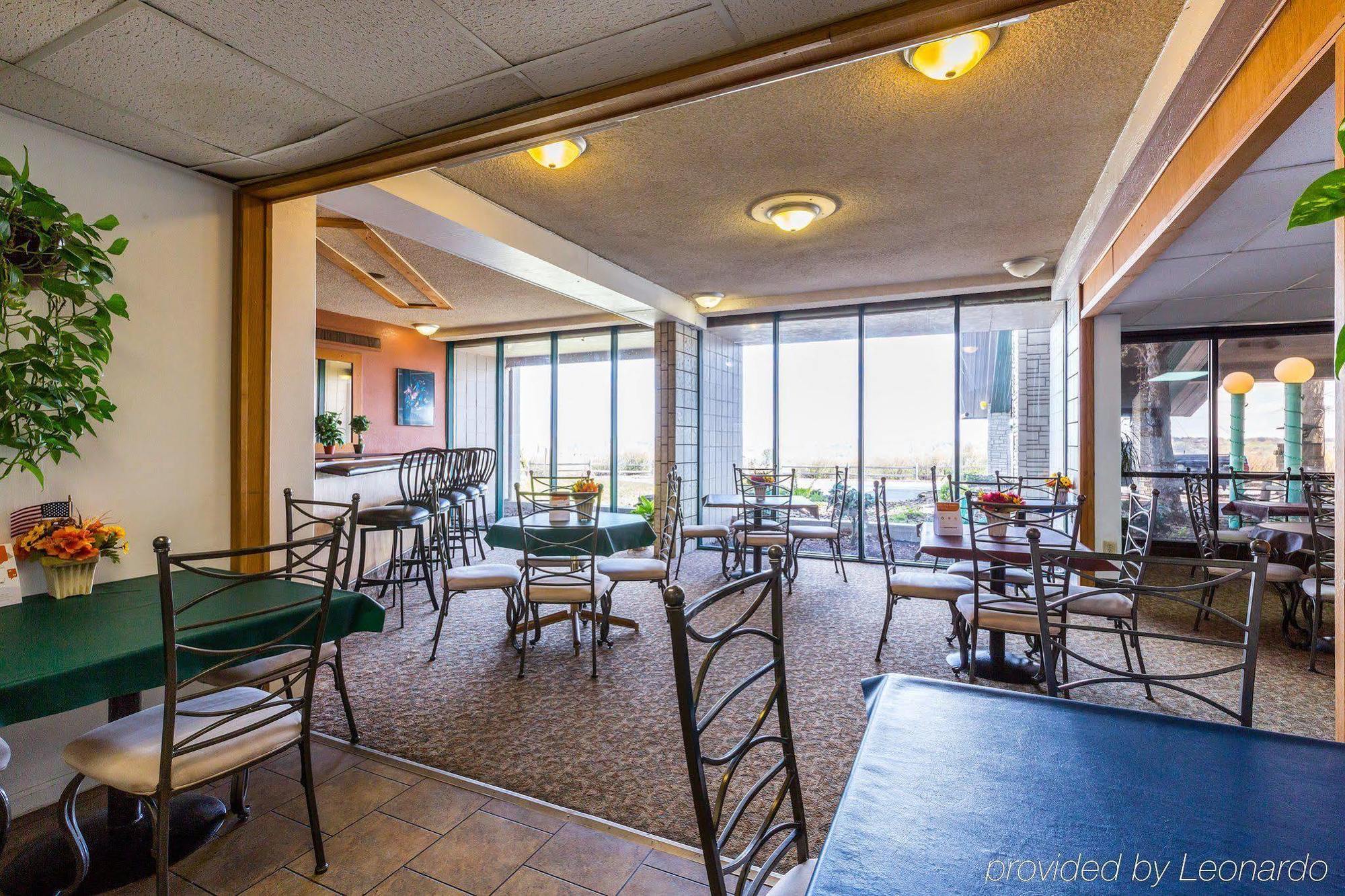 Quality Inn Omaha Bagian luar foto