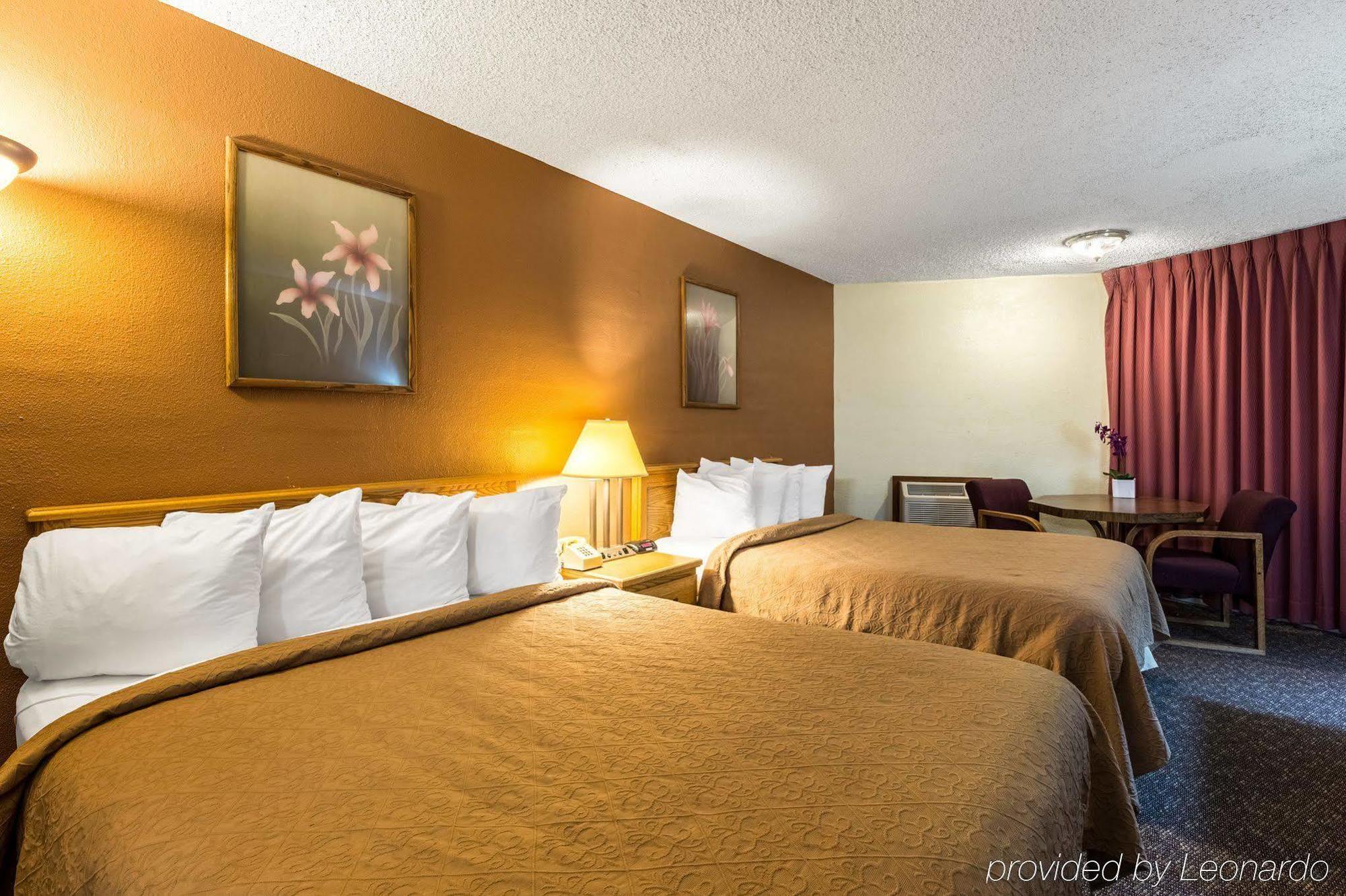 Quality Inn Omaha Bagian luar foto