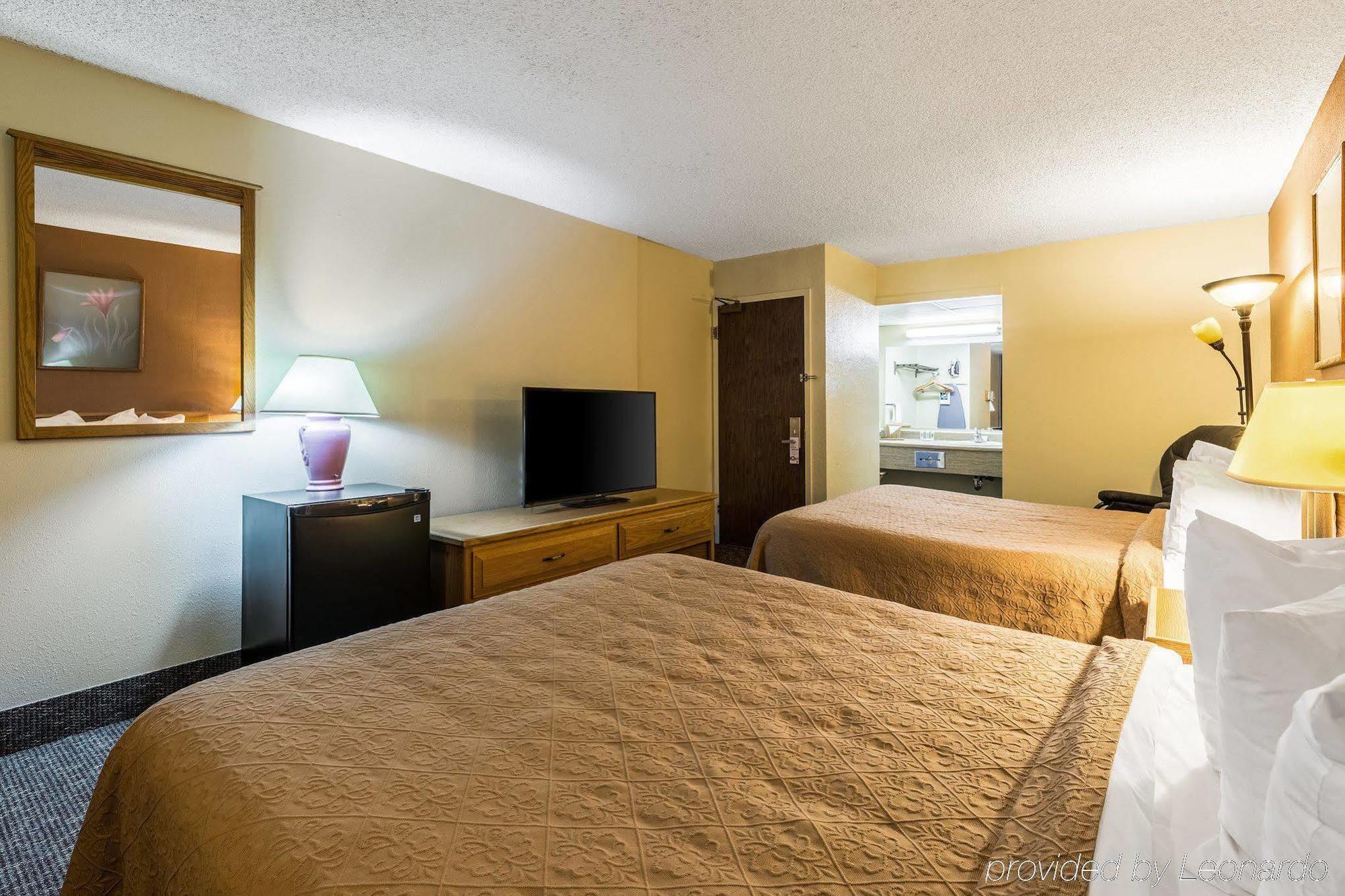 Quality Inn Omaha Bagian luar foto